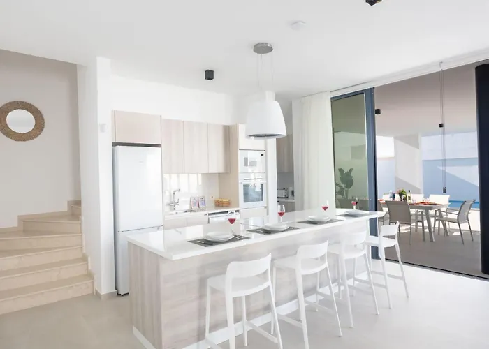 Aqua Pearl Aq16 By Interhome