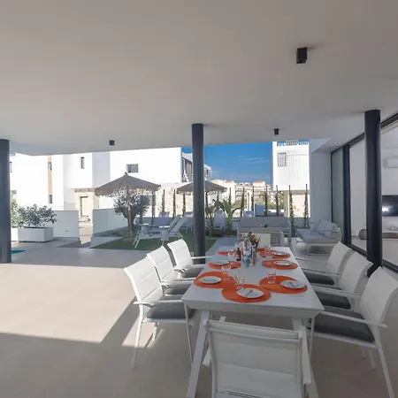 Aqua Pearl Aq16 By Interhome *