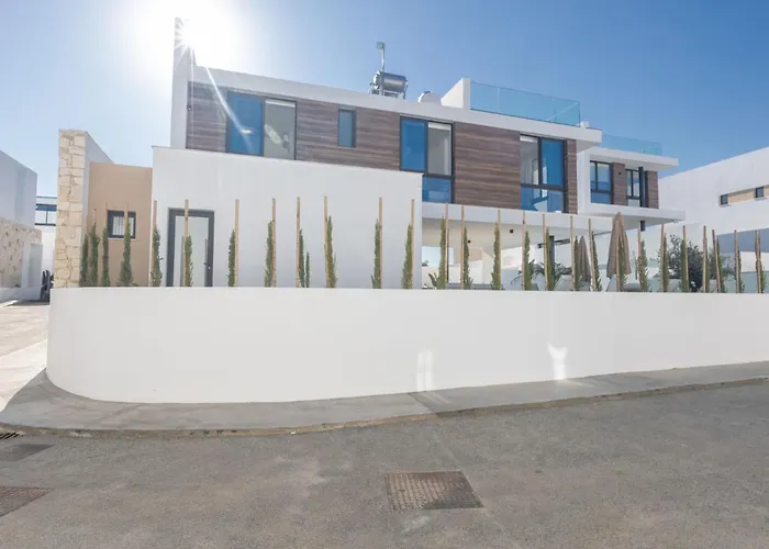 Aqua Pearl Aq16 By Interhome