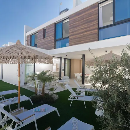 בית נופש Aqua Pearl Aq16 By Interhome *