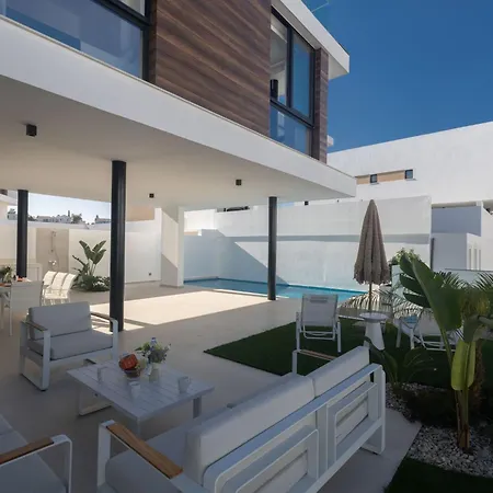 Aqua Pearl Aq16 By Interhome בית נופש