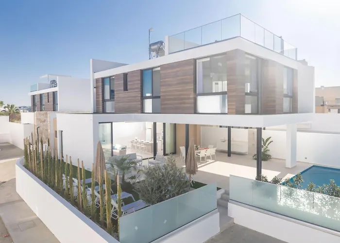 Aqua Pearl Aq16 By Interhome